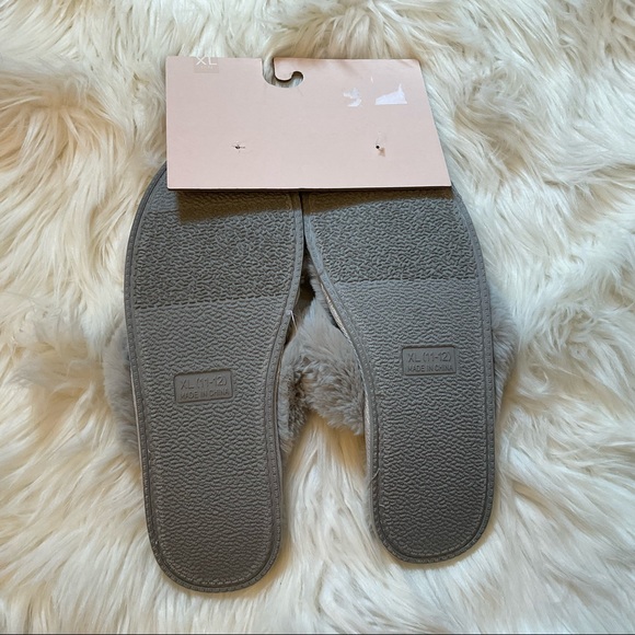 Chinese Laundry Slipper Slides - NWT - Size 11 - 12 - Sandals - Jeweled - Picture 10 of 11